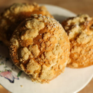 Bułka słodka z kruszonką